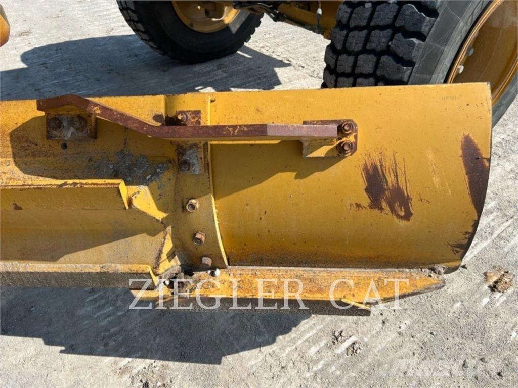 CAT 12M2 Motorgraders