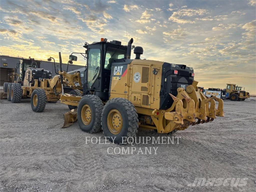 CAT 12M2 Motorgraders