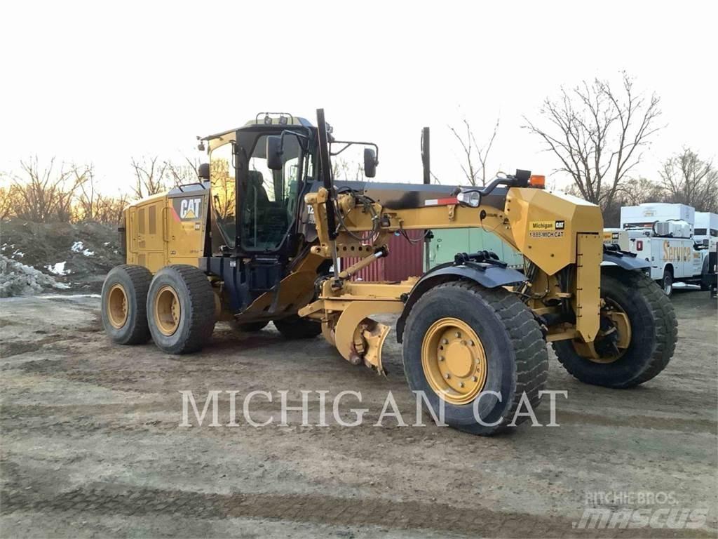 CAT 12M2 AWD Motorgraders