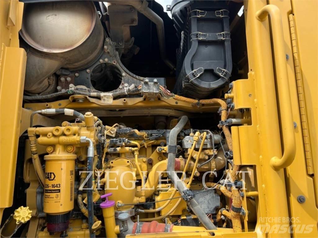 CAT 12M2AWD Motorgraders