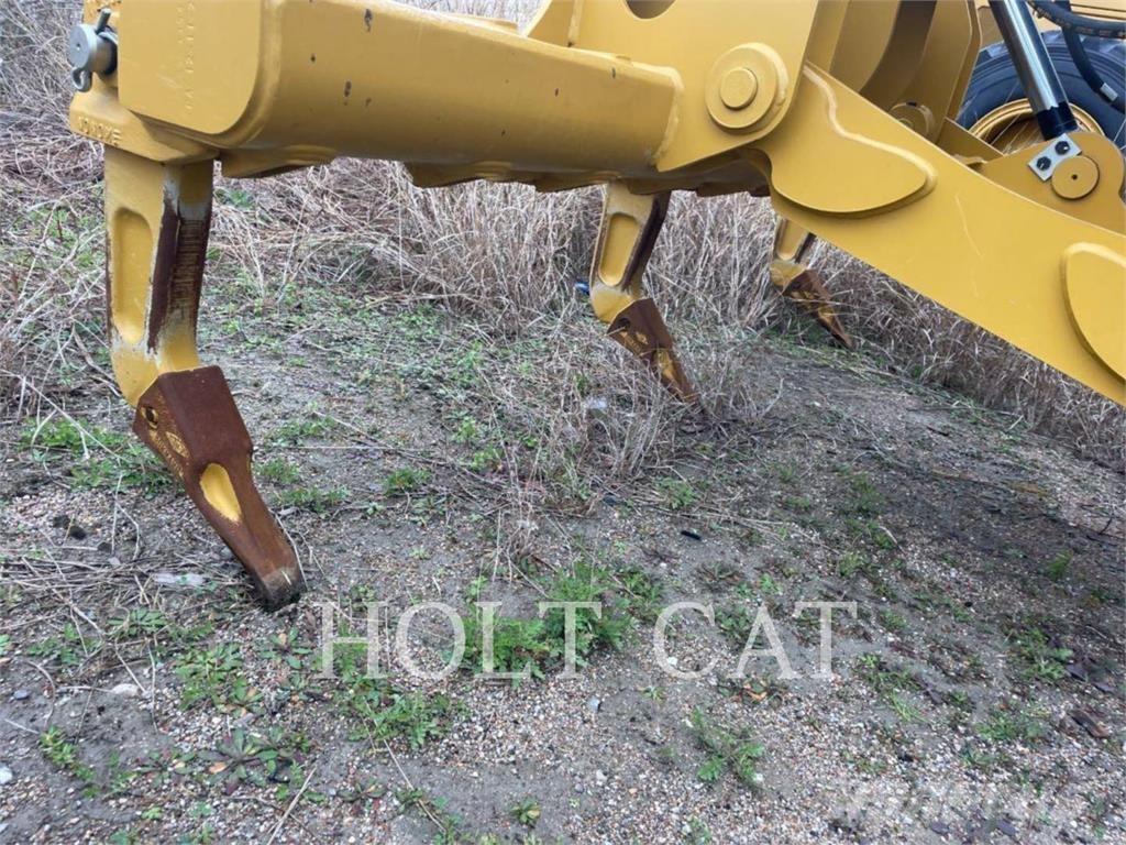 CAT 140 Motorgraders