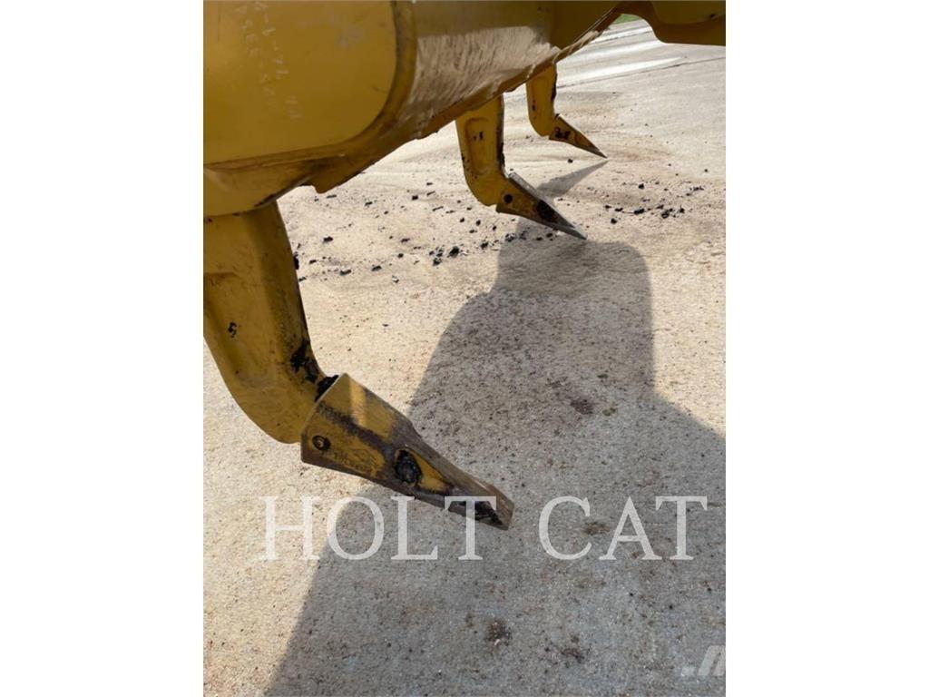 CAT 140 Motorgraders