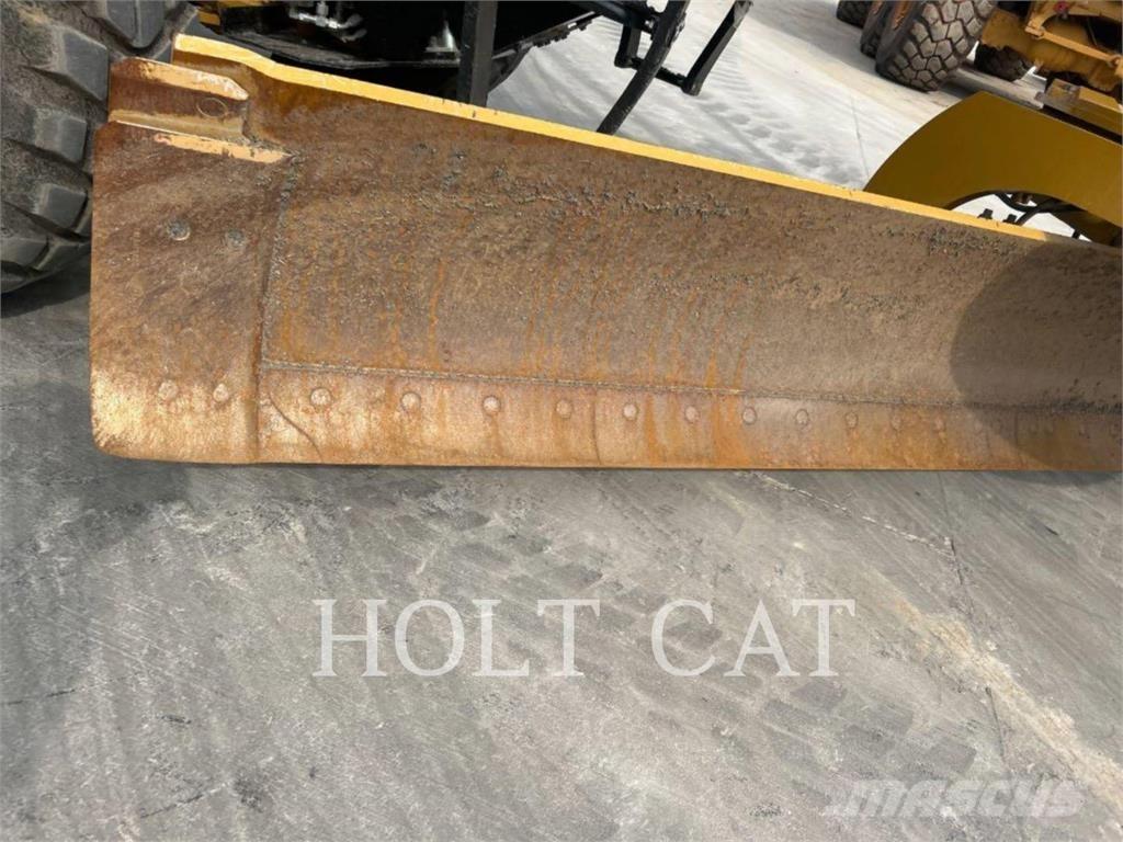 CAT 140 AWD Motorgraders