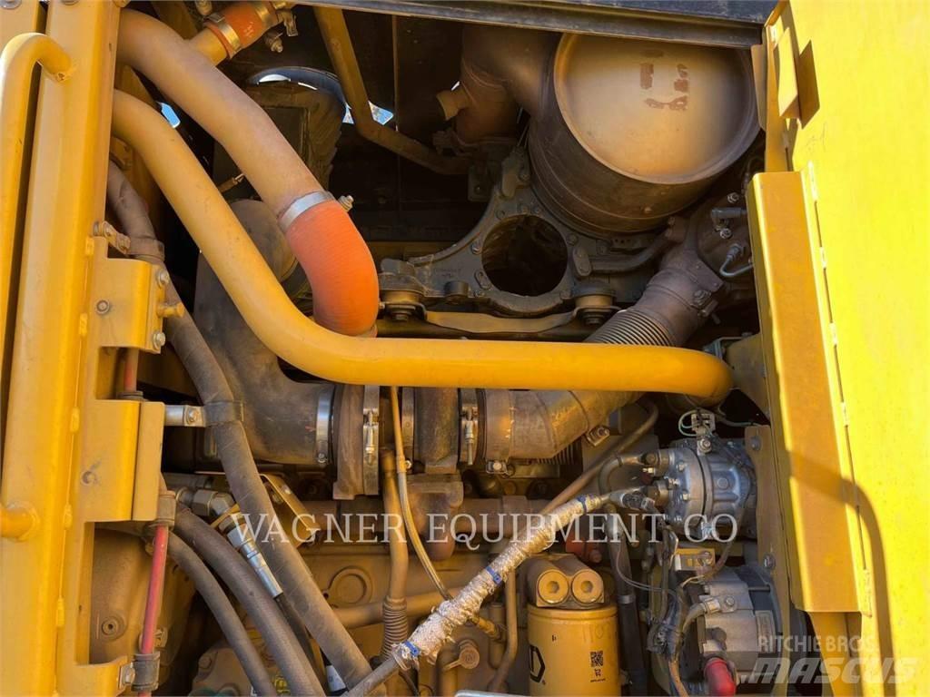 CAT 140M2 AWD Motorgraders