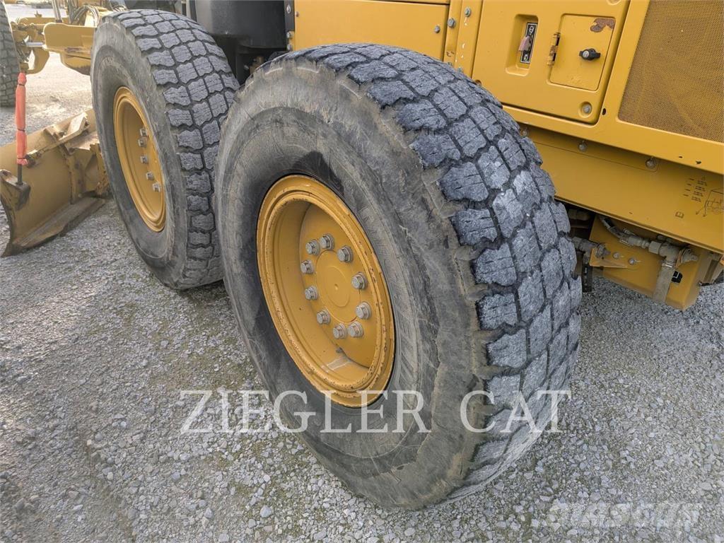 CAT 140M2AWD Motorgraders