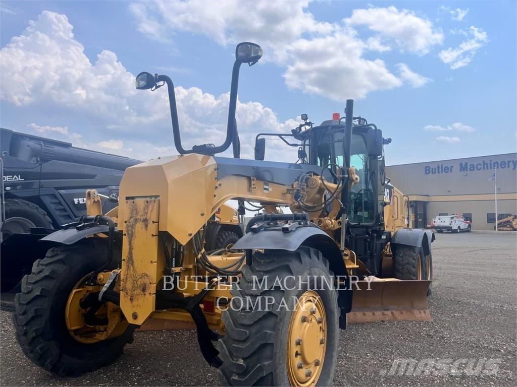 CAT 140M2AWD Motorgraders