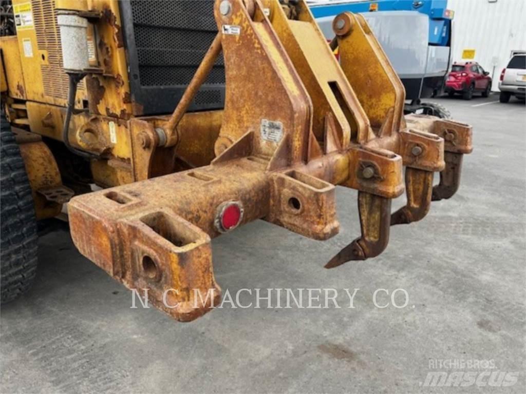 CAT 143H Motorgraders