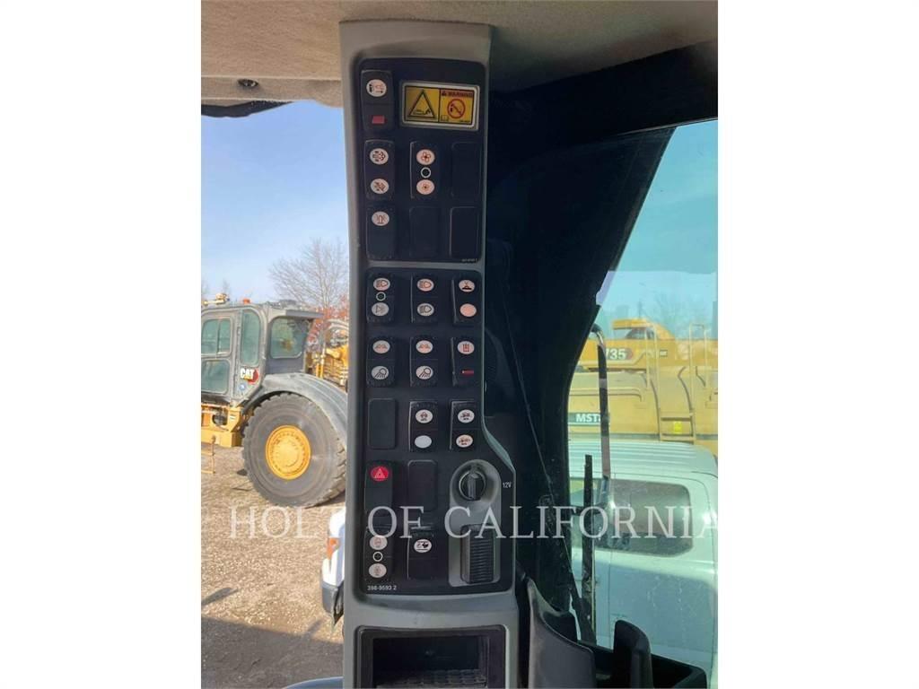 CAT 150 Motorgraders