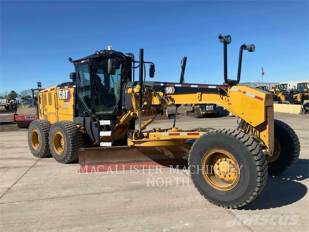 CAT 150 Motorgraders