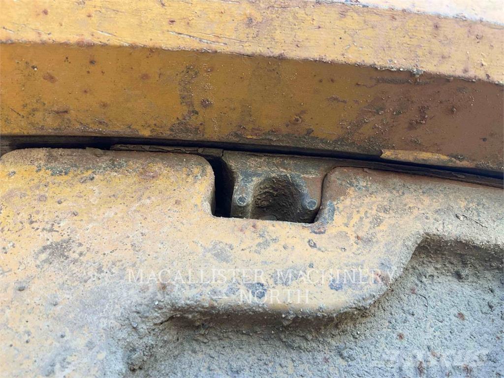 CAT 150 Motorgraders