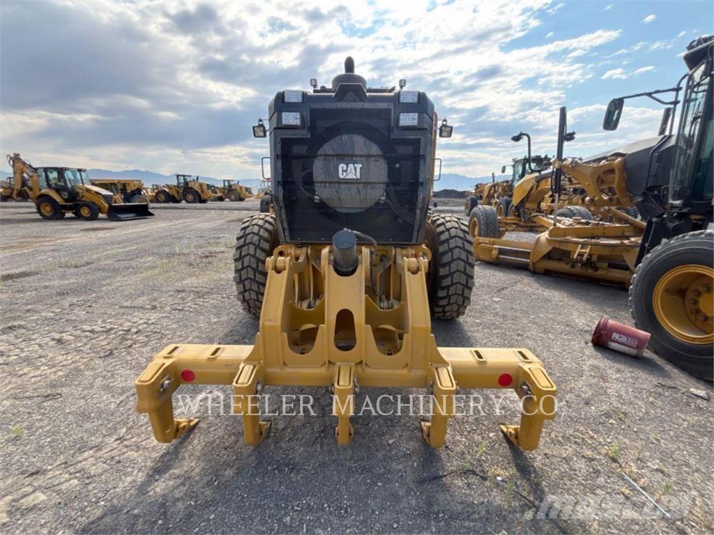CAT 150 15 Motorgraders