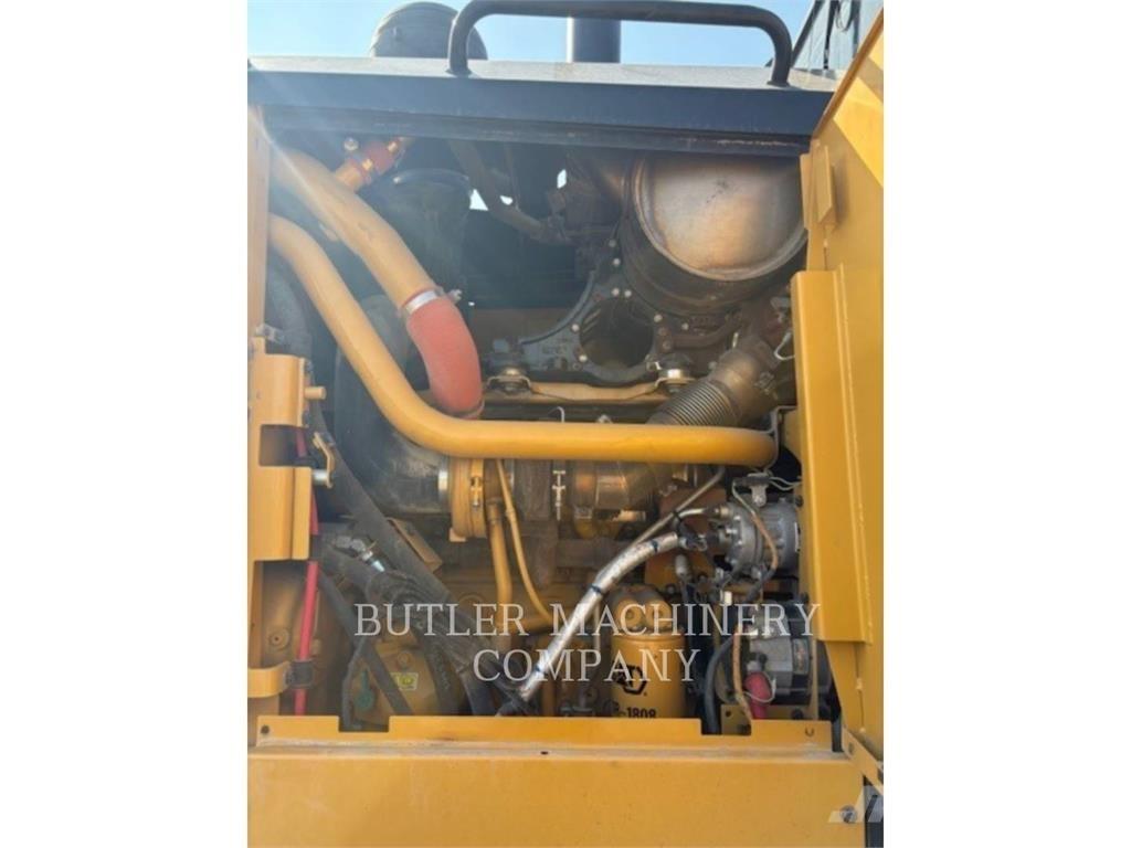 CAT 160M2AWD Motorgraders