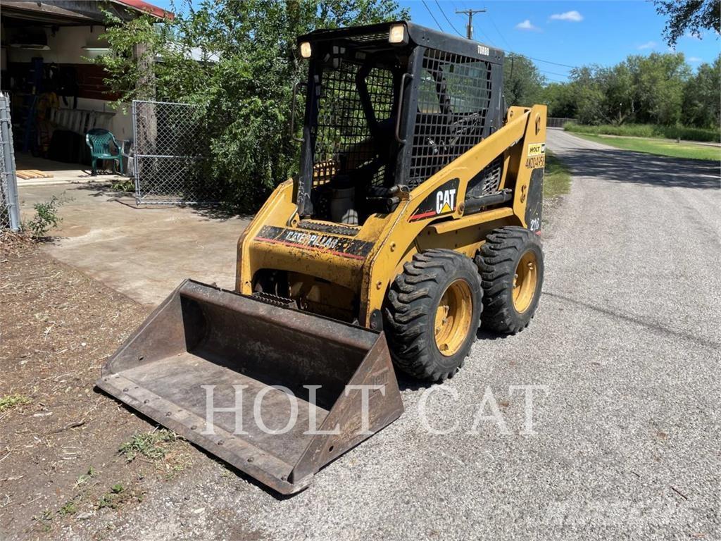 CAT 216 Mini Pale Gommate
