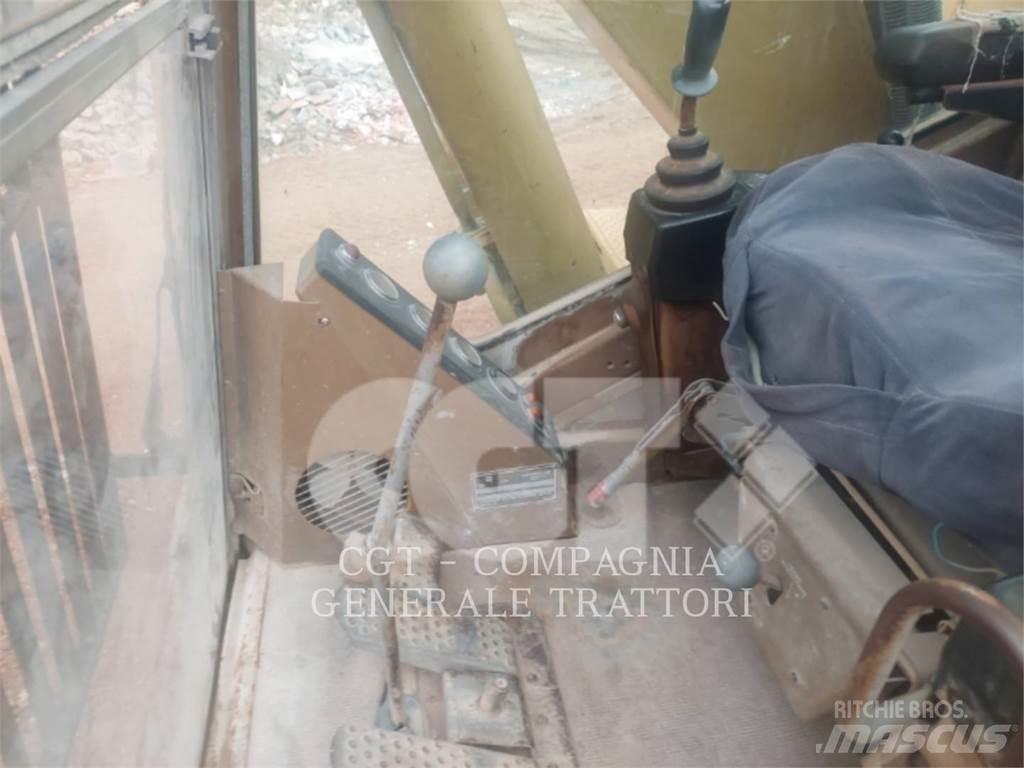 CAT 219 Escavatori cingolati