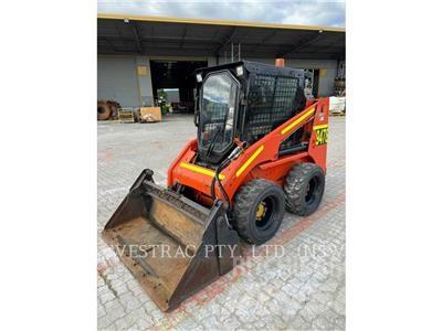 CAT 226B3 Mini Pale Gommate
