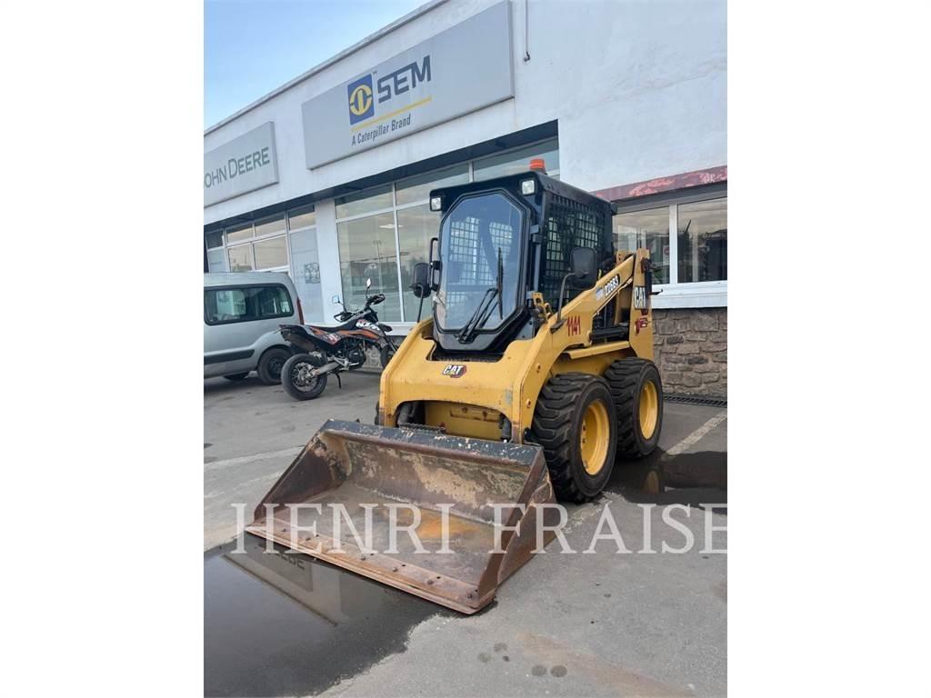 CAT 226B3 Mini Pale Gommate