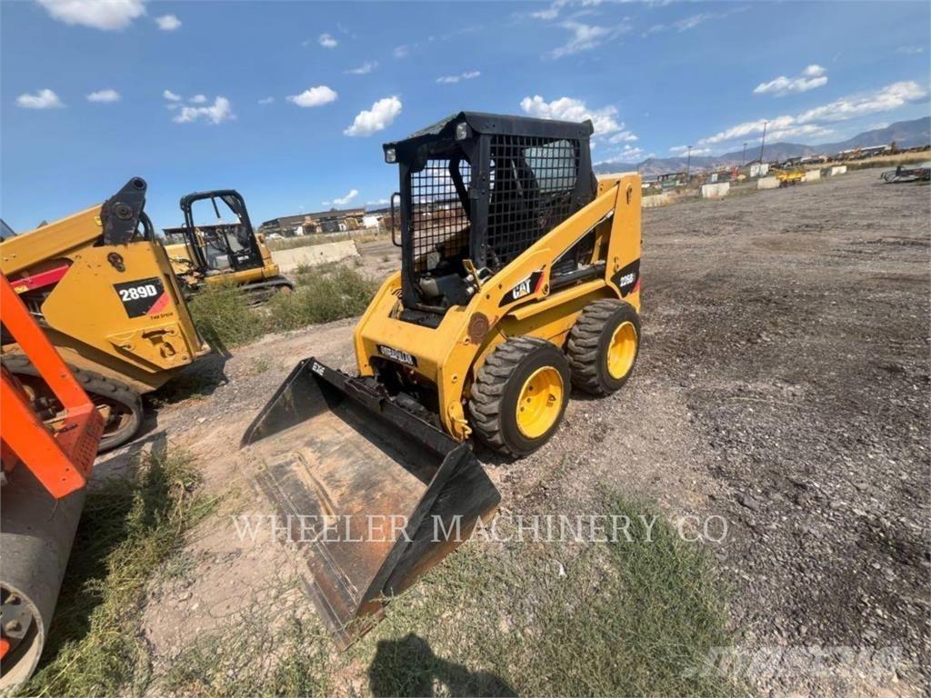 CAT 226B3 C3 Mini Pale Gommate