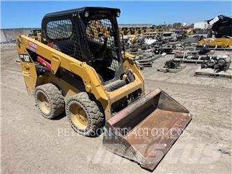 CAT 226D Mini Pale Gommate