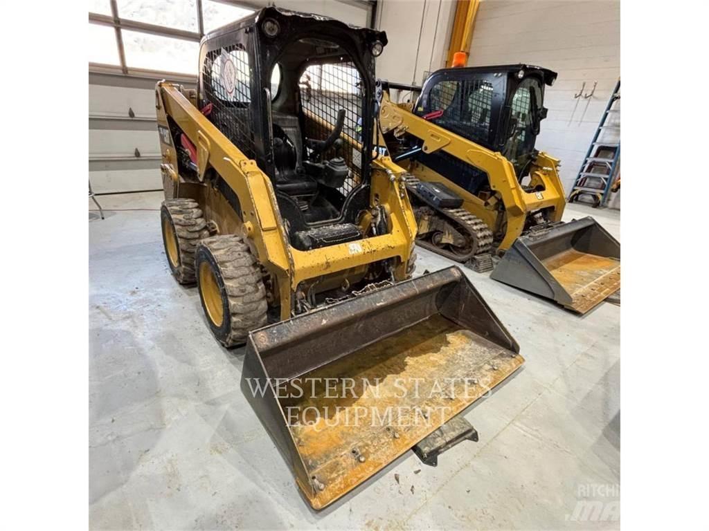 CAT 226D Mini Pale Gommate