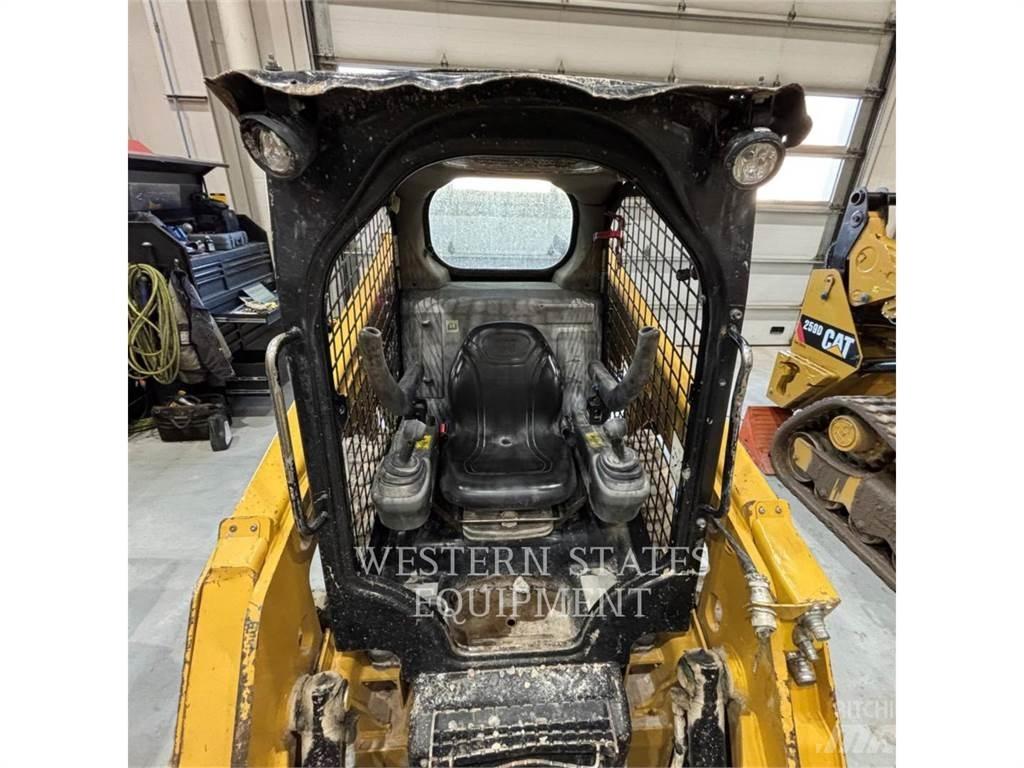 CAT 226D Mini Pale Gommate