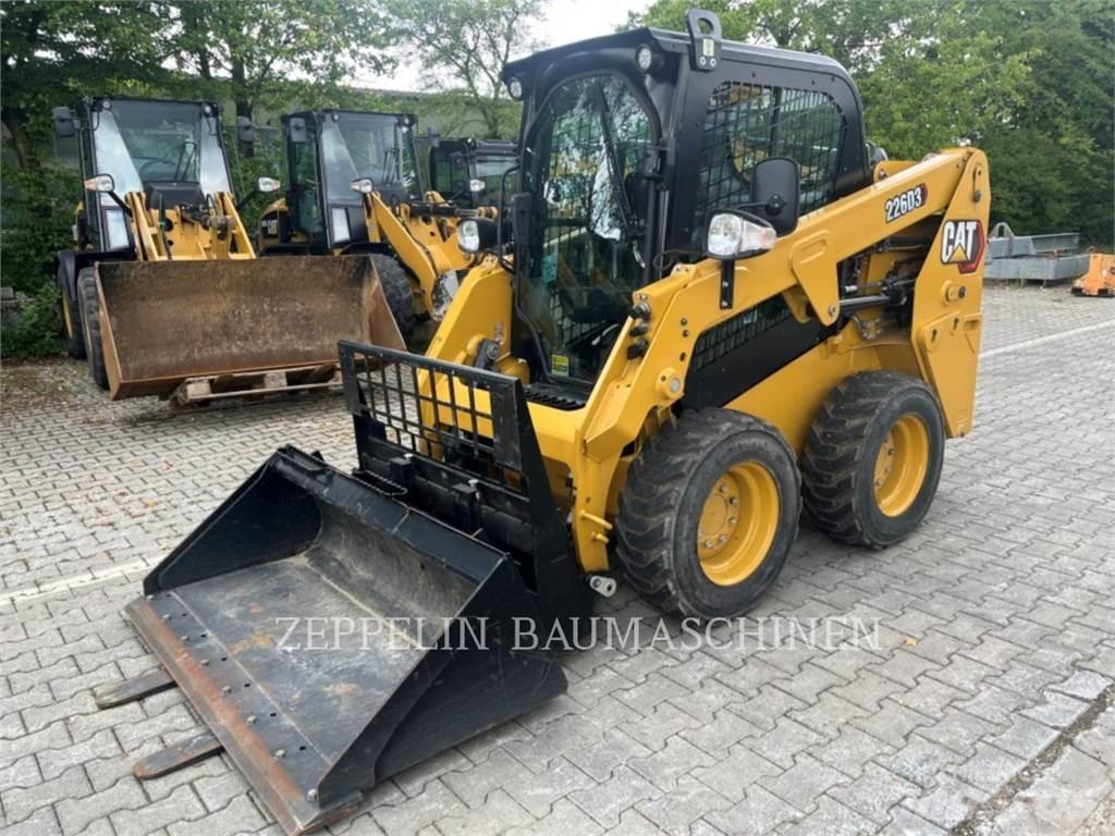 CAT 226D Mini Pale Gommate