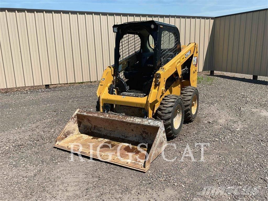 CAT 226D Mini Pale Gommate