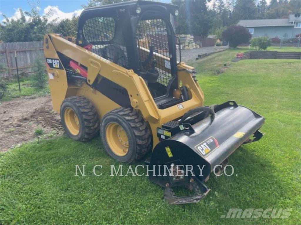 CAT 226D Mini Pale Gommate