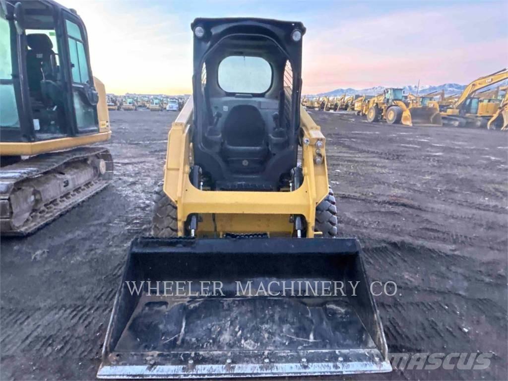 CAT 226D C1-H2 Mini Pale Gommate