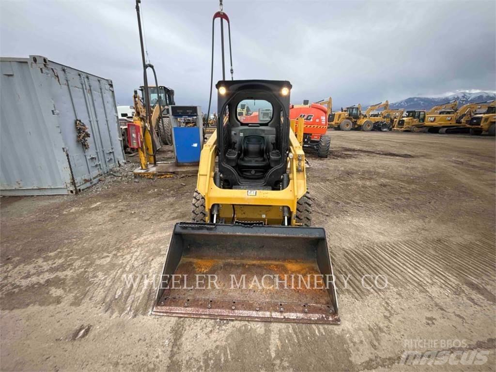 CAT 226D C1-H2 Mini Pale Gommate