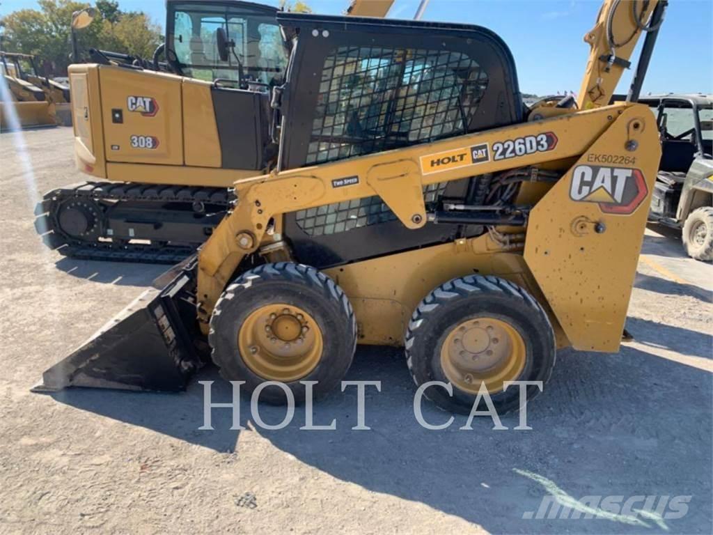 CAT 226D CAB Mini Pale Gommate