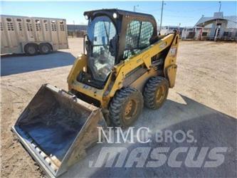 CAT 226D3 Mini Pale Gommate