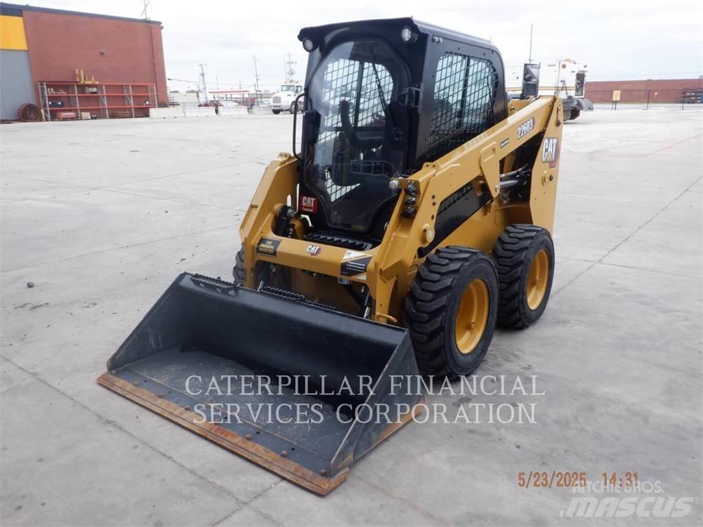 CAT 226D3 Mini Pale Gommate