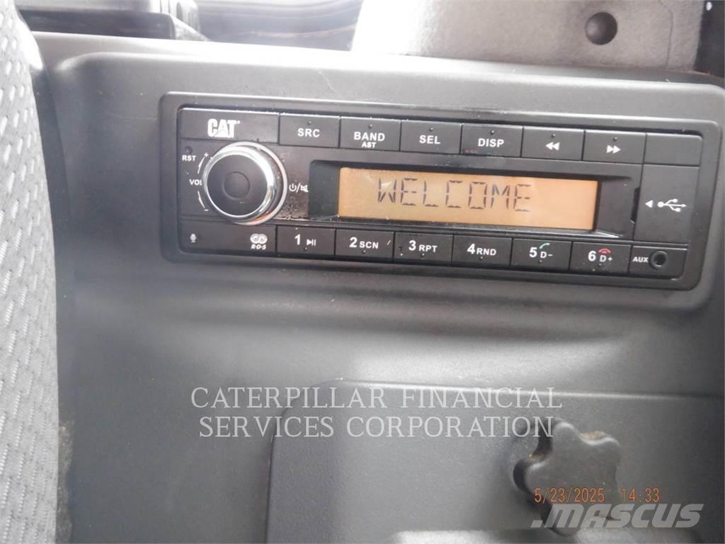 CAT 226D3 Mini Pale Gommate