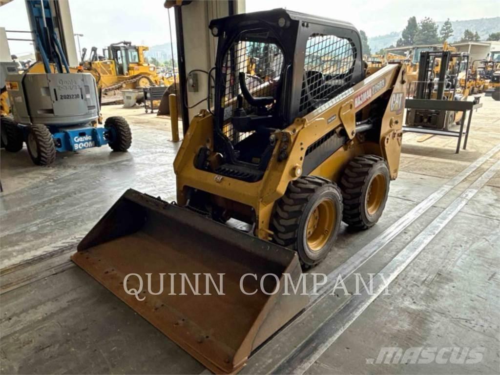 CAT 226D3 Mini Pale Gommate