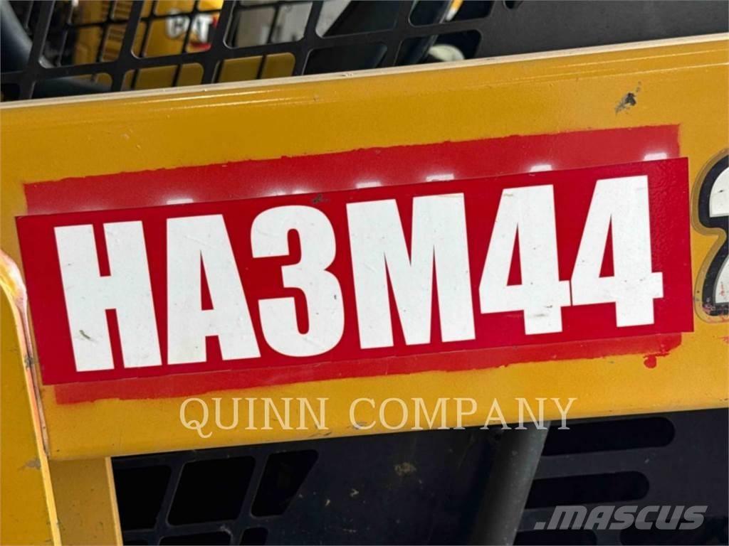 CAT 226D3 Mini Pale Gommate