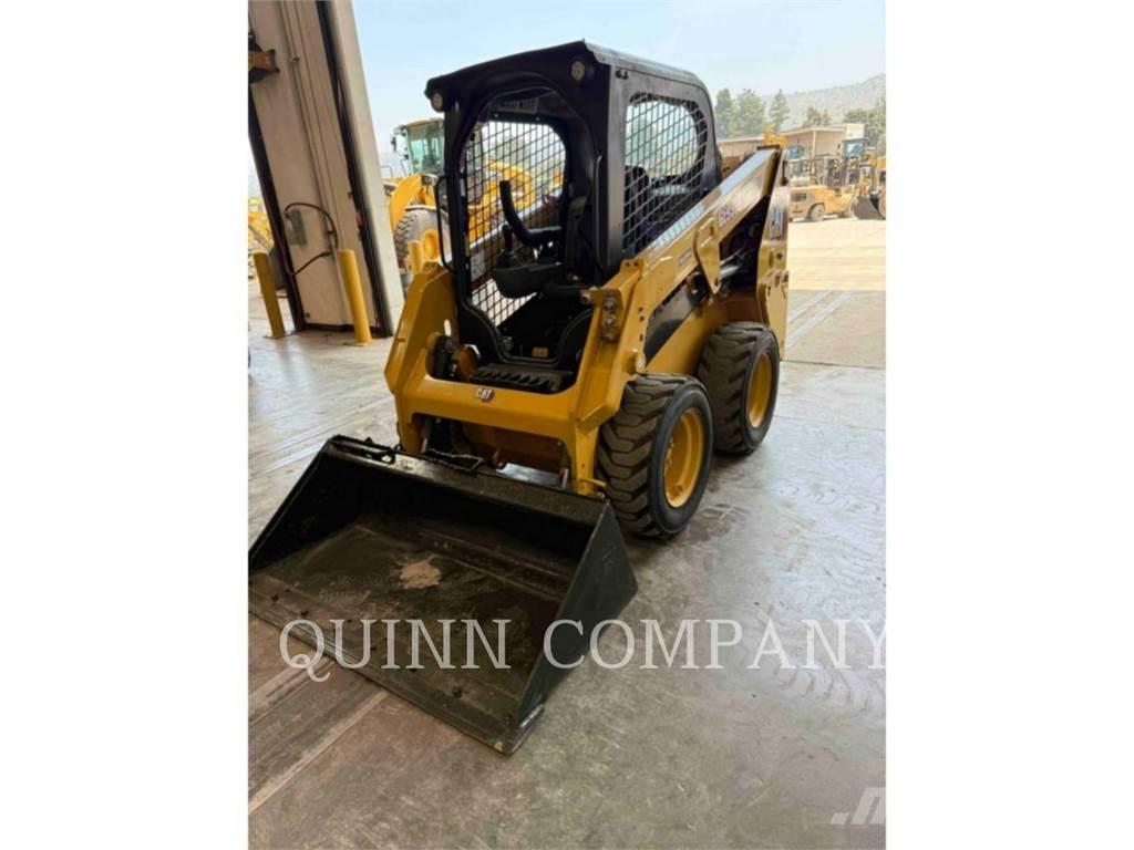 CAT 226D3 Mini Pale Gommate