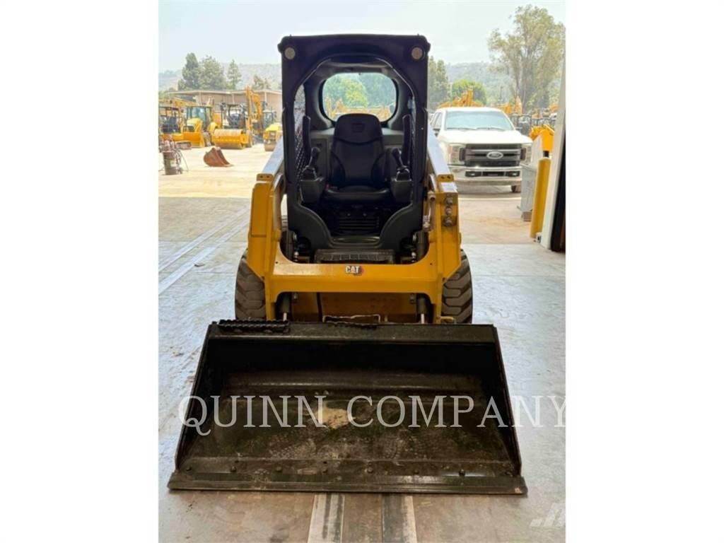 CAT 226D3 Mini Pale Gommate