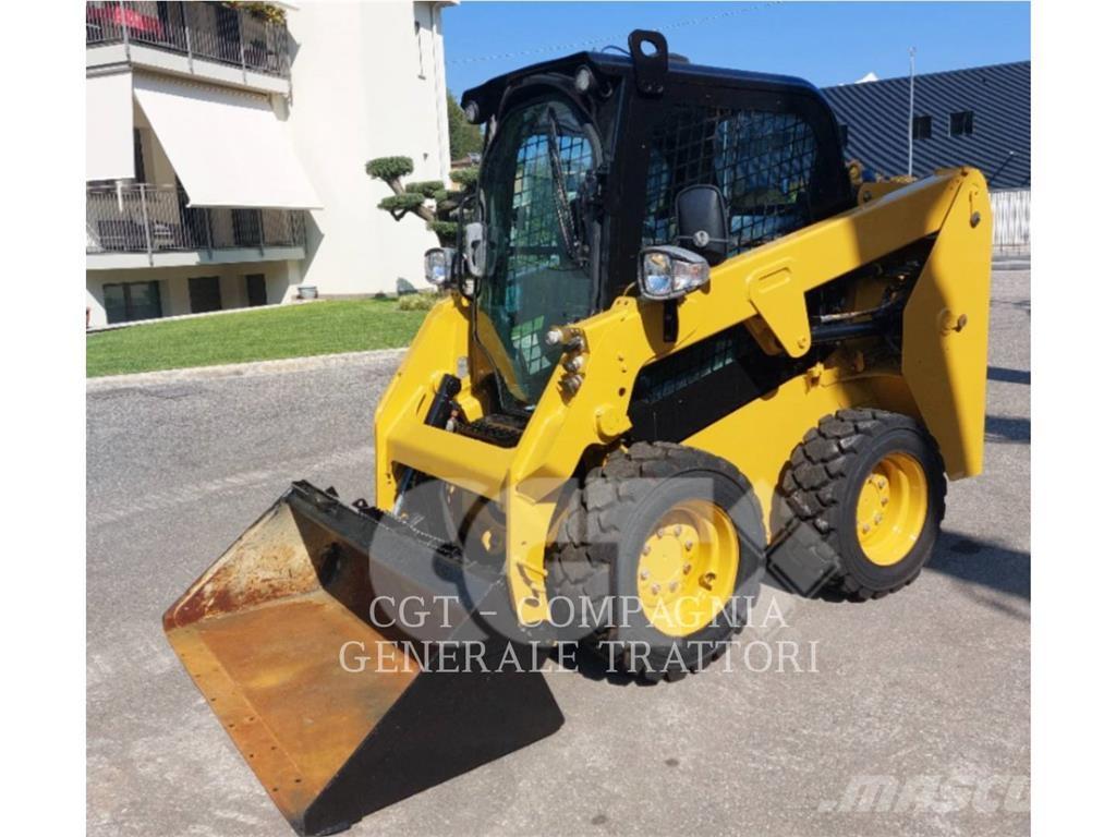 CAT 226D3 Mini Pale Gommate