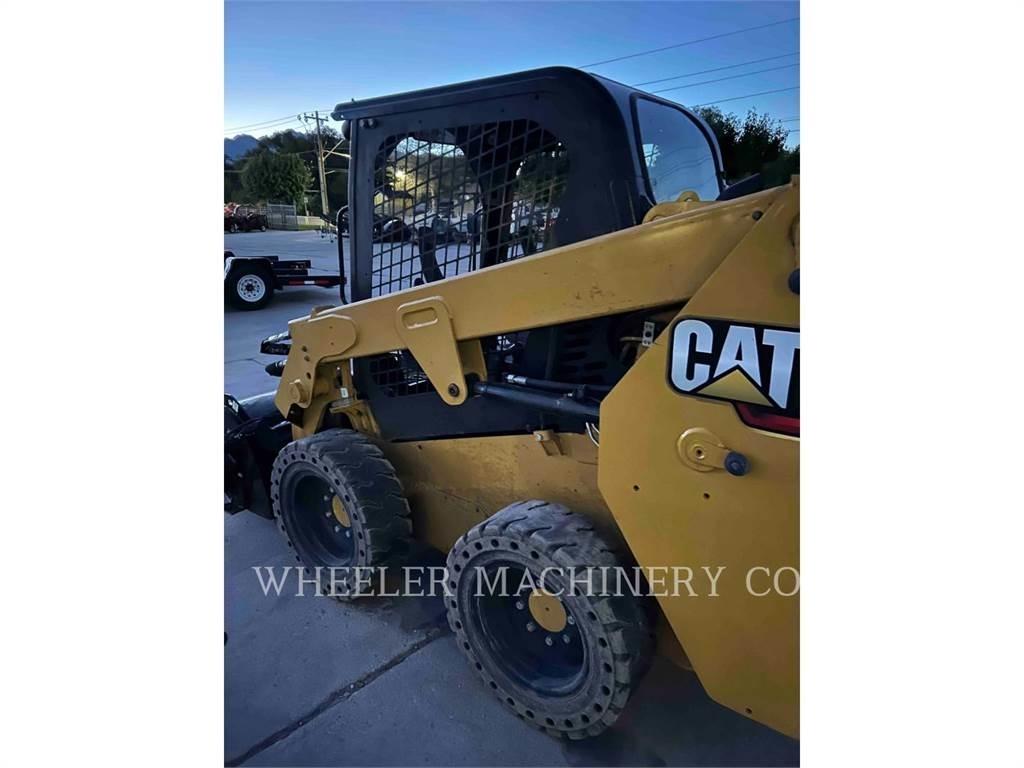 CAT 226D3 C1H2 Mini Pale Gommate