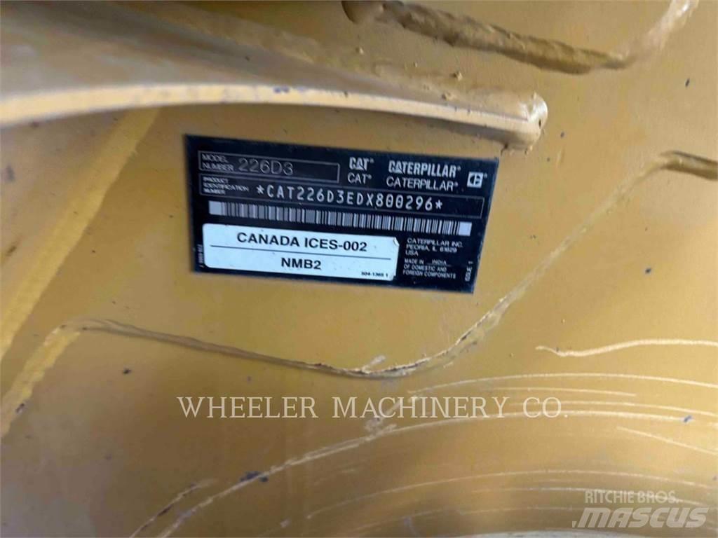 CAT 226D3 C1H2 Mini Pale Gommate
