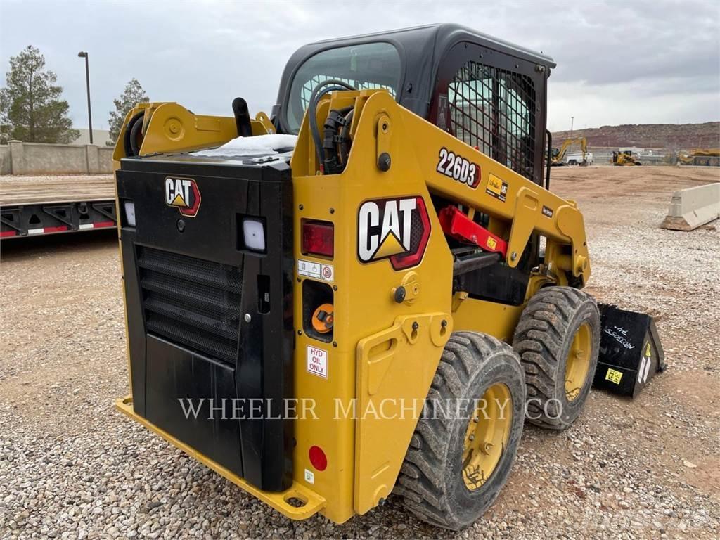 CAT 226D3 C3H2 Mini Pale Gommate