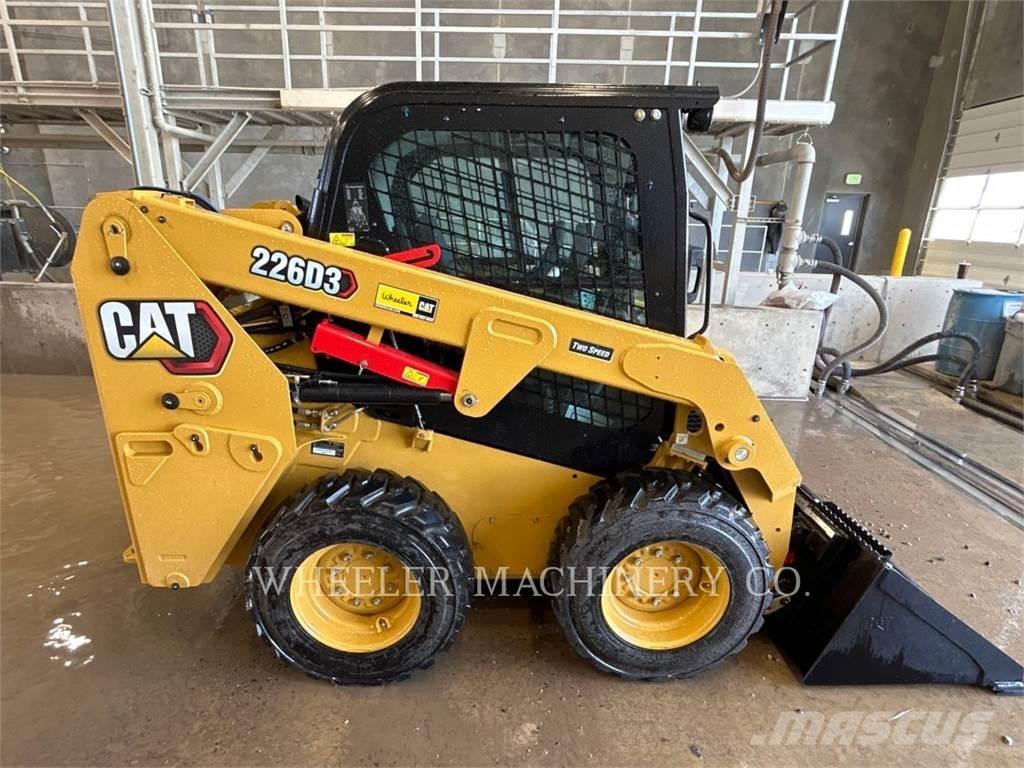 CAT 226D3 C3H2 Mini Pale Gommate