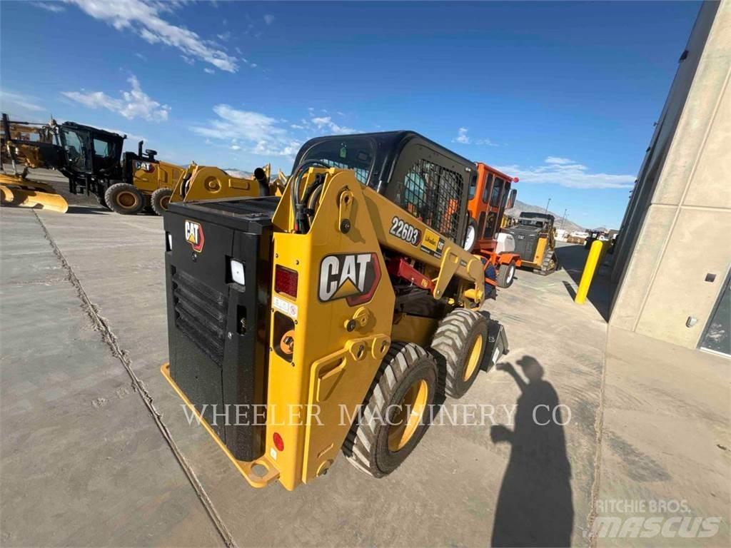 CAT 226D3 C3H2 Mini Pale Gommate