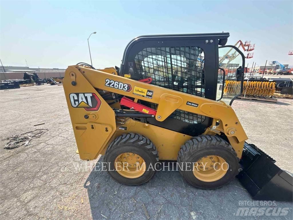 CAT 226D3 C3H2 Mini Pale Gommate