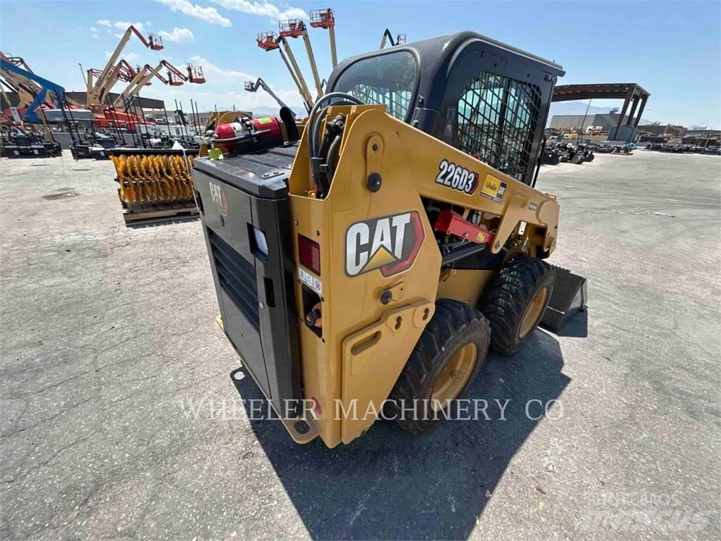 CAT 226D3 C3H2 Mini Pale Gommate