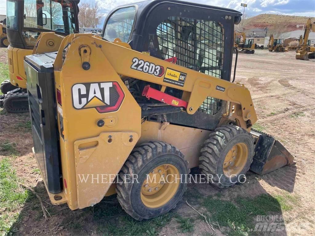 CAT 226D3 C3H2 Mini Pale Gommate