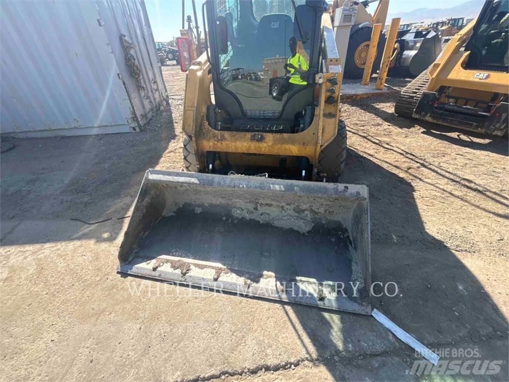 CAT 226D3 C3H2 Mini Pale Gommate