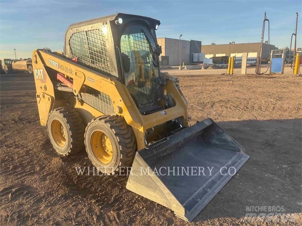 CAT 226D3 C3H2 Mini Pale Gommate
