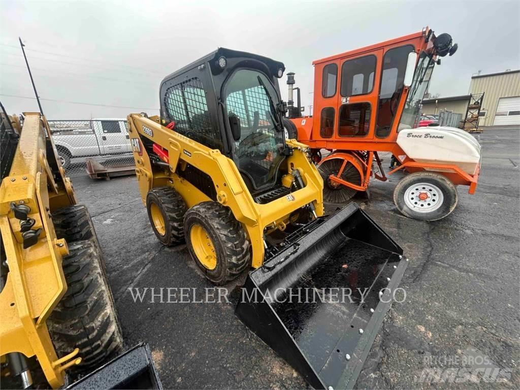 CAT 226D3 C3H2 Mini Pale Gommate