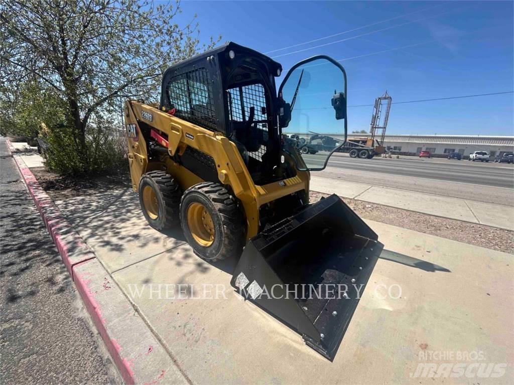 CAT 226D3 C3H2 Mini Pale Gommate
